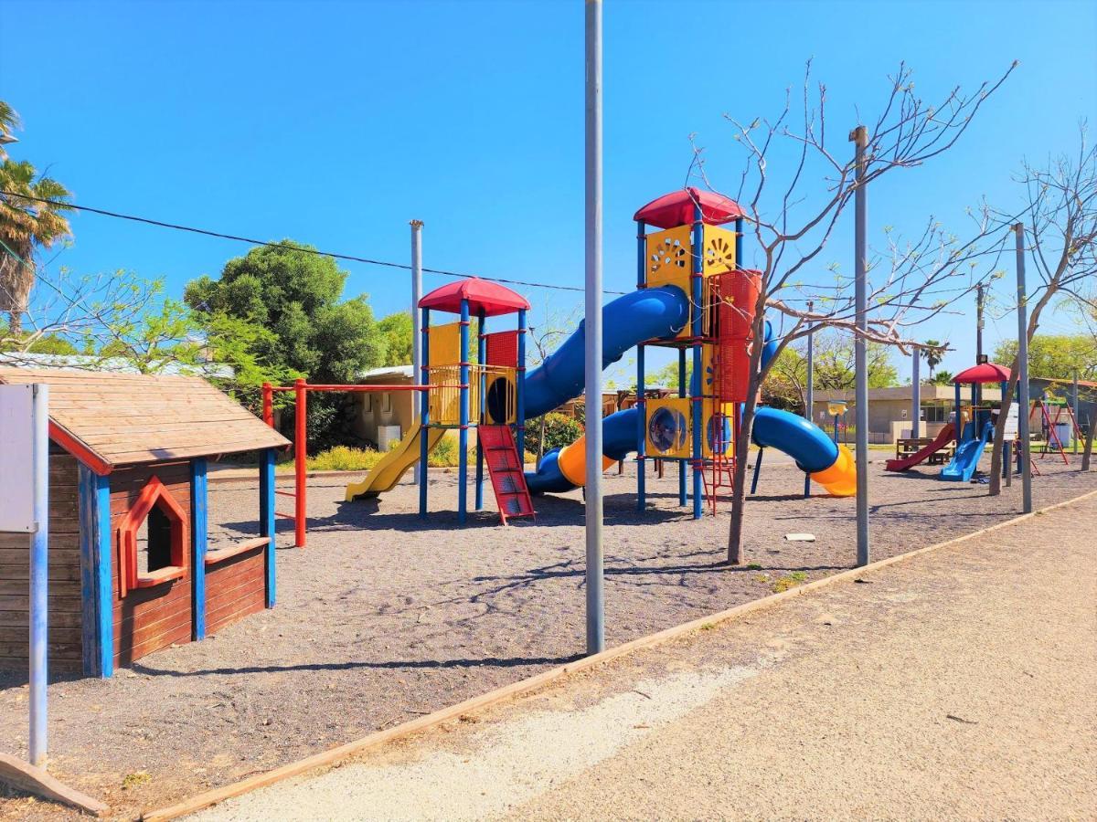 Nachsholim Kibbutz Country Lodging Nahsholim Eksteriør billede