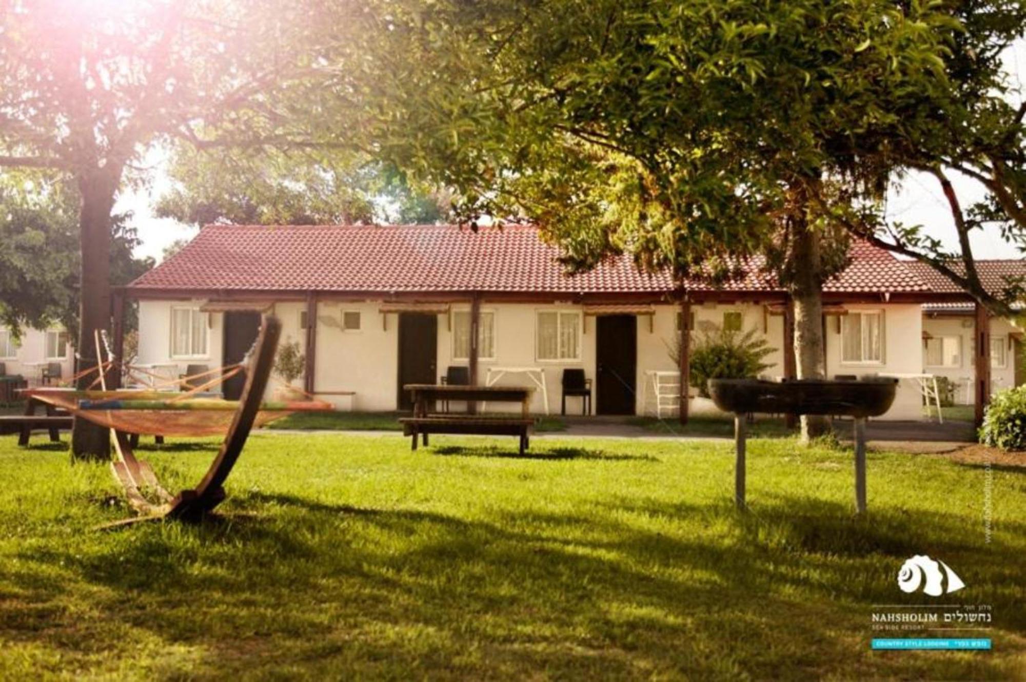 Nachsholim Kibbutz Country Lodging Nahsholim Eksteriør billede
