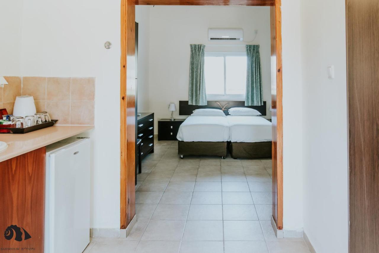 Nachsholim Kibbutz Country Lodging Nahsholim Eksteriør billede